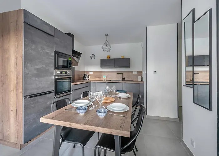 Pour 4 à 150m De La * Pornic